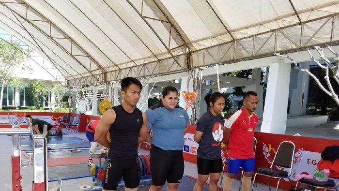 Angkat besi sudah jalani latihan di Thailand jelang kejuaraan Angkat Besi (Istimewa) Angkat besi sudah jalani latihan di Thailand jelang kejuaraan Angkat Besi (Istimewa)