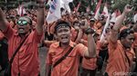 Cetar! Pak Pos Demo Minta Direksi Mundur