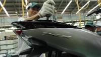 Warna baru ini tetap mengusung desain elegan dan mewah. Foto: Dok. Astra Honda Motor