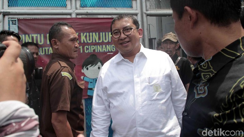 Disinggung Fadli Zon, Ini Momen Jokowi Dipatuk Mik Disinggung Fadli Zon, Ini Momen Jokowi Dipatuk Mik