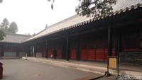 Layaknya komplek kerajaan, tempat ini dijaga dengan ketat. Tak semua bangunan dibuka untuk umum. (Bonauli/detikTravel)
