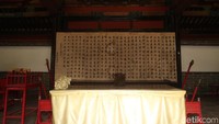 Rumah ini layaknya kerajaan di Qufu. Siapa yang melanggar akan diberi hukuman. Jika kesalahannya kecil, ia hanya akan diberi hukuman. Tapi jika kesalahan besar maka orang tersebut akan diadili oleh Pengurus Rumah. (Bonauli/detikTravel)