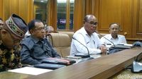 Asisten Bidang Ekonomi dan Pembangunan NTT, Alexander Sena (Randy/detikTravel)