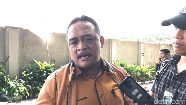 Hanura: Fadli Zon Dapat Rp 5 M/Tahun, tapi Tak Cerminkan Negarawan! Hanura: Fadli Zon Dapat Rp 5 M/Tahun, tapi Tak Cerminkan Negarawan!