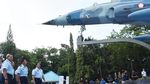 Monumen Penghormatan untuk Pesawat F-5 Tiger