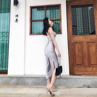 Sebelum foto bikininya yang mirip Yoona tersebar, Choi Somi pertama kali jadi viral karena menarikan lagu Wiggle Wiggle saat siaran. Sering tampil seksi saat siaran dan menyanyikan lagu idol juga membuat wanita tersebut punya banyak penggemar. Foto: Instagram @cxxsomi