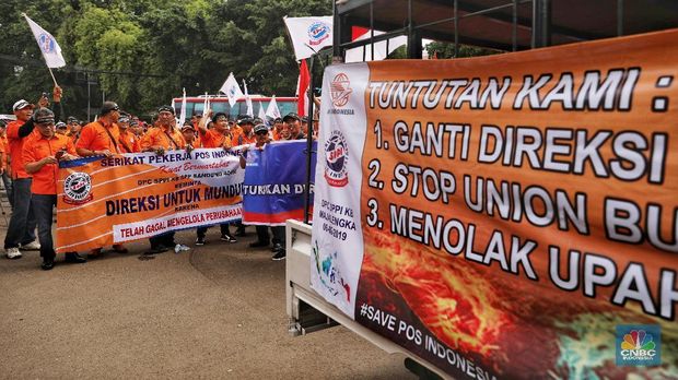 Direksi PT Pos Indonesia Buka-bukaan Respons Tuntutan Pak Pos