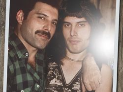 Photoshop Satukan Artis dan Masa Mudanya dalam Satu Frame