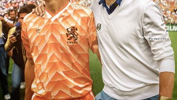 Ard Gelinck juga menyatukan para atlet, seperti ini Marco van Basten. Foto: instagram.com/ardgelinck/