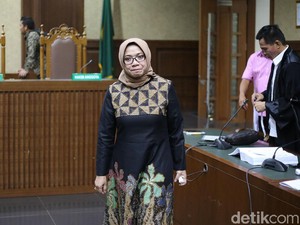 Eni Saragih Minta Bantuan Keluarga Bayar Uang Pengganti