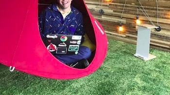 Salah satu ruang santai karyawan dalam bekerja. (Foto: Instagram/lifeatgoogle)