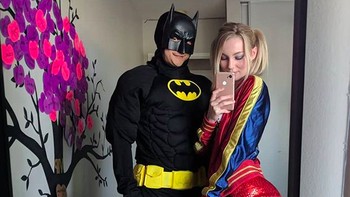 Kadang ia juga menjadi cosplayer. Foto: Instagram