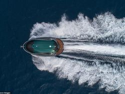 Penampakan Kapal Kapsul Futuristik Seharga Rp 3,5 Miliar