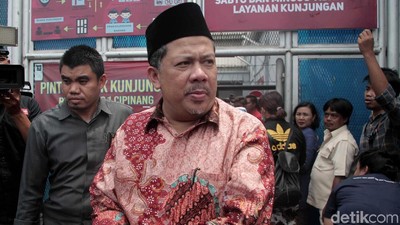 Gaya Fahri Hamzah dan Fadli Zon Saat Jenguk Ahmad Dhani