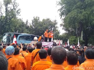 Selesai Bertemu Perwakilan Kementerian BUMN, Pegawai Pos Menuju Istana