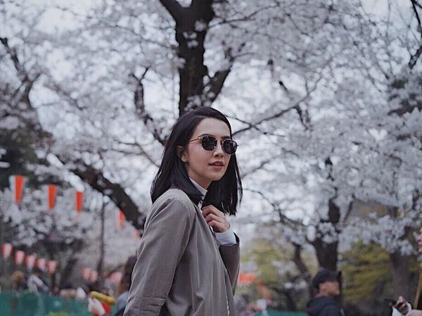 Foto: Liburan ala Artis Thailand Cantik, Sara Legge