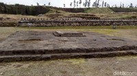 Berdasarkan penelitian, Situs Liyangan merupakan permukiman kuno yang lengkap. Ada tempat ibadah, permukiman dan ada tempat untuk bertani (Eko Susanto/detikTravel)