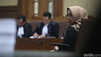 Eni diyakni bersalah melanggar Pasal 12 huruf a Undang-Undang Pemberantasan Tindak Pidana Korupsi juncto Pasal 55 ayat 1 ke-1 KUHP juncto Pasal 64 ayat 1 KUHP.