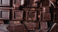 Para ahli menetapkan bahwa dark chocolate bisa redakan stres. itu karena cokelat jenis ini ampuh turunkan hormon kartisol dalam tubuh. Foto: Istimewa