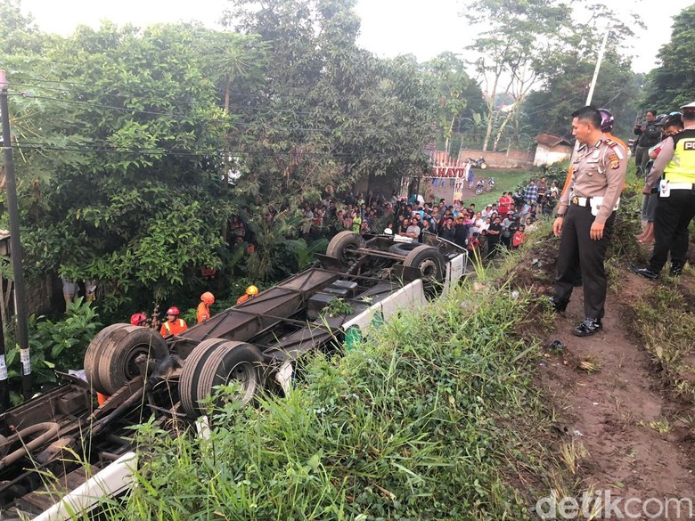 750+ Bus Hantu Kramat Djati HD