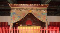 Rumah-rumah yang tidak dibuka untuk umum masih memiliki perabotan yang sama sejak ditinggalkan. (Bonauli/detikTravel)
