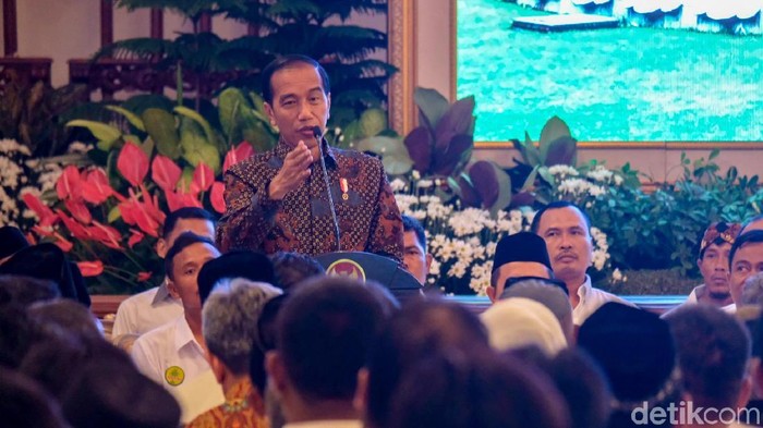 Undang Petani Tebu ke Istana, Jokowi Janji Naikkan Harga Pembelian Gula