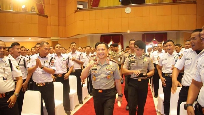 Di HUT Satpam ke-38, Kapolri Wacanakan Bangun Universitas Keamanan