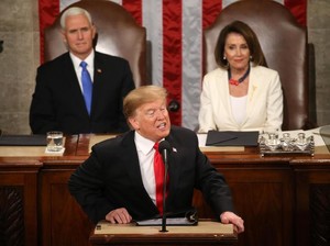 Pidato Kenegaraan di Kongres, Trump Bersikeras Bangun Tembok Meksiko