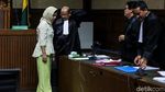 Jalani Sidang Eksepsi Eks Dirut Pertamina Semringah Banget