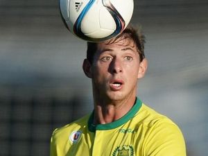 Asa Emiliano Sala, Batistuta dan Timnas Argentina