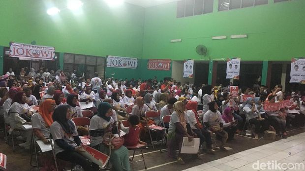 deklarasi Arus Bawah Jokowi, di GOR Balai Rakyat, Cakung, Jakarta Timur, Kamis (7/2/2019).