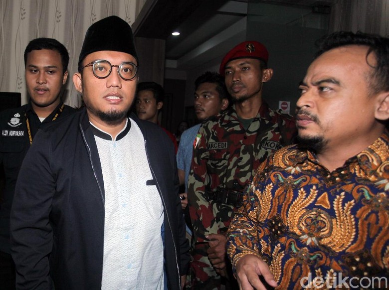 Polisi Ungkap Potensi Teror di Aksi 22 Mei, BPN: Narasi Teroris Politik Polisi Ungkap Potensi Teror di Aksi 22 Mei, BPN: Narasi Teroris Politik