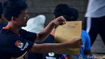 Puluhan Ribu Sampul Formulir untuk Pemilu Disusun di Bandung