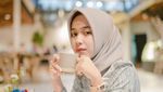 Pose Asyik Kulineran Indy, Sepupu Risa Saraswati yang Bisa Liat Hantu
