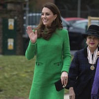 Bagian klep kantungnya terlihat seperti mata yang marah. Sekali kamu melihatnya, kamu tidak akan bisa mengabaikannya. Foto: Dok. Getty Images