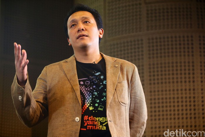 Pengusaha Muda yang juga Ketua Umum PKPI Diaz Hendropriyono saat menjadi pembicara dihadapan kaum milenial acara bertajuk “Dengar yang Muda” di Galeri Indonesia Kaya, Jakarta, Kamis (7/2/2019). Kegiatan ini merupakan salah satu upaya pemerintah merangkul generasi muda sebagai agent of change. Kegiatan yang memasuki seri ke-12 mengangkat sektor UMKM.