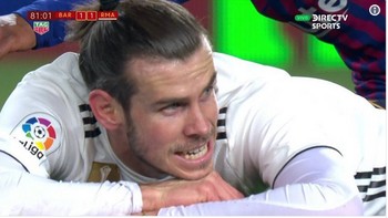 Netizen juga ramai-ramai nge-bully Gareth Bale yang membuang peluang emas buat Real Madrid. (Foto: Internet/Twitter)