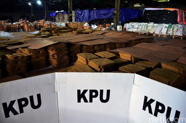 Tepis Tuduhan Curang, KPU Banten Undang Warga Lihat Input Situng Tepis Tuduhan Curang, KPU Banten Undang Warga Lihat Input Situng