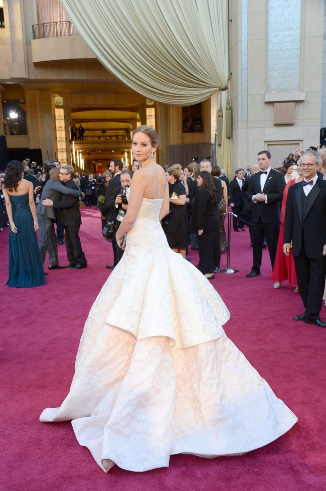 Mungkin belum banyak yang tahu bahwa Jennifer Lawrance pernah berhanti sekolah. Aku dropped out saat SMA. Jadi aku tidak punya ijazah. Aku mendidik diri sendiri, kata aktris pemenang Oscar tersebut kepada 60 Minuters. (Foto:Getty Images)
