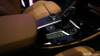 Unit empat silinder BMW Twin Power Turbo dalam all new X4 Drive30i terdiri dari twin scroll turbocharger, mampu memuntahkan tenaga 252 hp dan torsi puncak 350 Nm di antara putaran mesin 1.450 rpm dan 4.800 rpm. Sehingga mampu berakselerasi dari 0 hingga 100 km/jam dalam 6.3 detik.