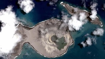 Walau tidak ada nama resminya, ia dikenal sebagai Hunga Tonga-Hunga Haapai, merujuk pada pulau-pulau tetangganya. (Foto: Dok. NASA)