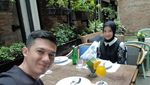 Mana Pasangan Selebriti Indonesia yang Paling Romantis Kalau Lagi Makan?