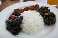 Cumi Berlumuran Tinta Hitam Bakal Bikin Makan Siang Makin Mantap