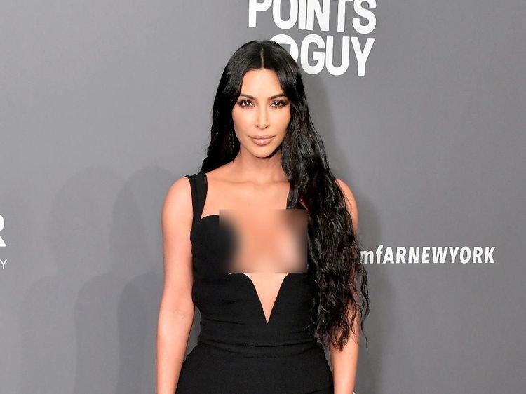 Seksinya Kim Kardashian hingga Tangis Reva Alexa