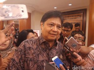 Merasa Kehilangan, Airlangga Kenang Ani Yudhoyono Sosok Pencinta Batik