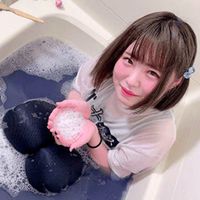 Idol Jepang Banana Monkeys jual sisa air mandi Rp 12 juta