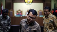 Akibat perbuatannya, Idrus didakwa melanggar Pasal 12 huruf a dan Pasal 11 Undang-Undang Pemberantasan Tindak Pidana Korupsi juncto Pasal 55 ayat 1 ke-1 KUHP juncto Pasal 64 ayat 1 KUHP.
