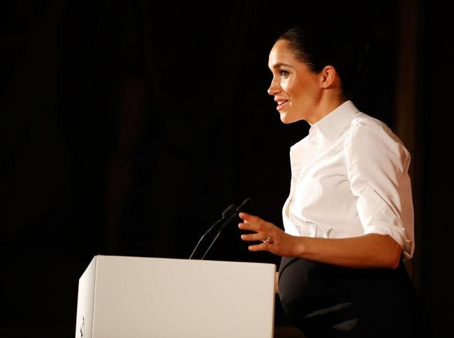 Di acara tersebut, Meghan juga sempat memberikan pidato. (Foto: Getty Images)