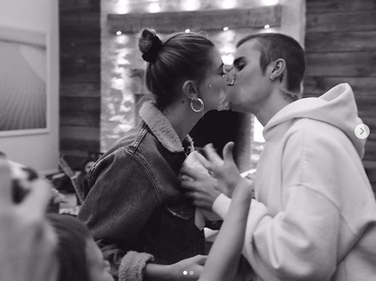 Kerap Mesra, Justin Bieber dan Hailey Baldwin Tak Bercinta Setahun Sebelum Nikah
