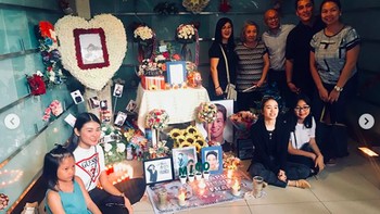 Hingga kini, dia masih memposting foto-foto bersama Franco yang menyentuh hati. Di hari ulang tahun Franco pun, Janica bersama keluarga dan teman-teman dekat merayakannya dengan mengunjungi pusaranya. Foto: Instagram @janicanam
